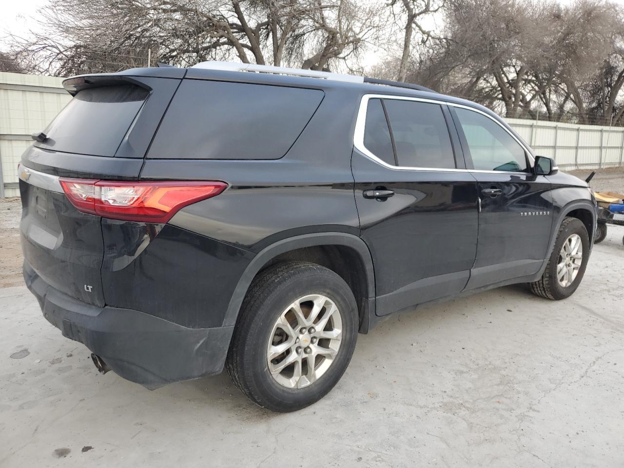 2018 CHEVROLET TRAVERSE L - Фото 3