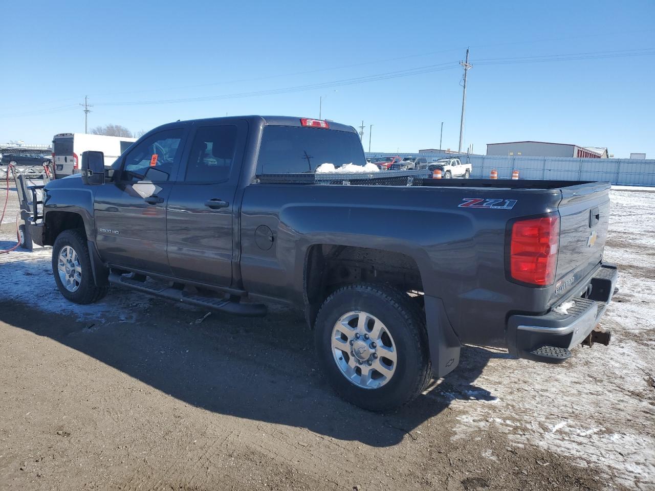 2015 CHEVROLET SILVERADO - Image 2