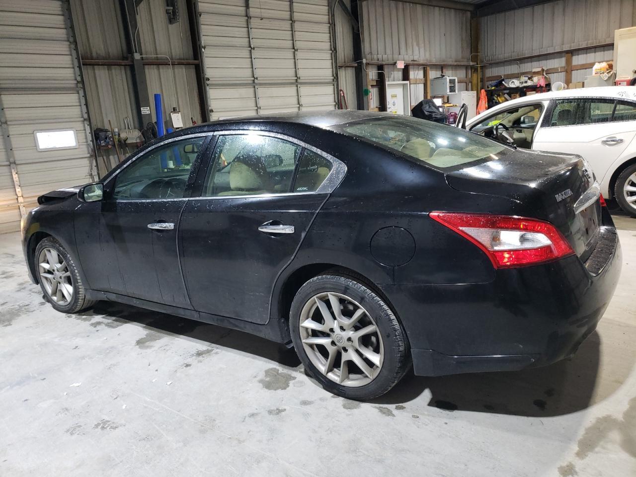 2011 NISSAN MAXIMA S - Фото 2