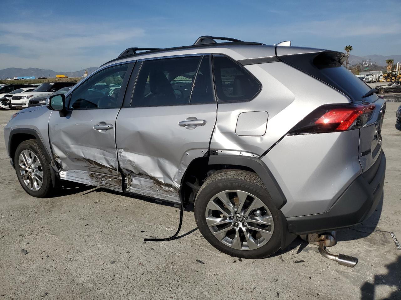 2024 TOYOTA RAV4 XLE P - Image 2