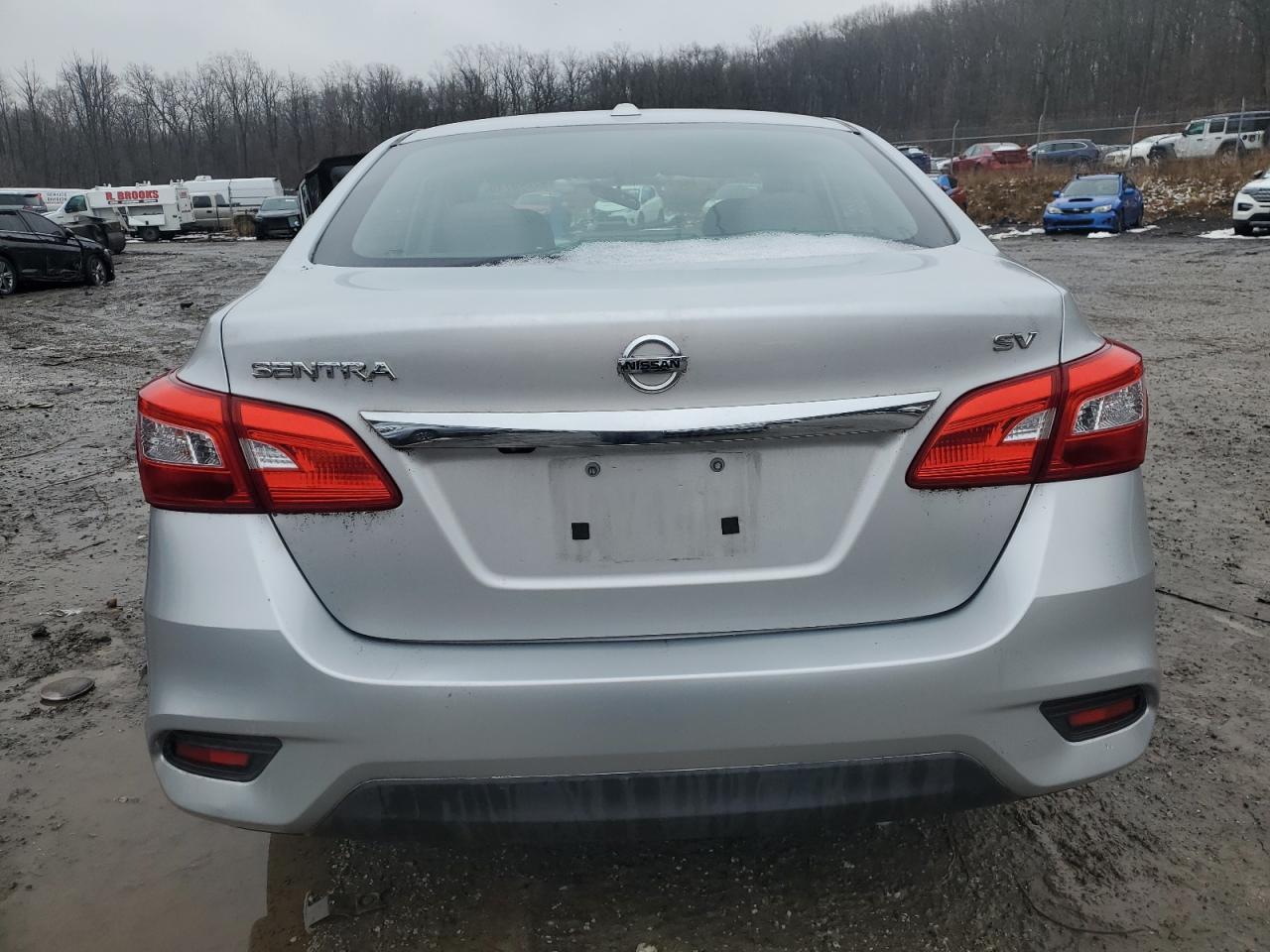 2017 NISSAN SENTRA S - Фото 6