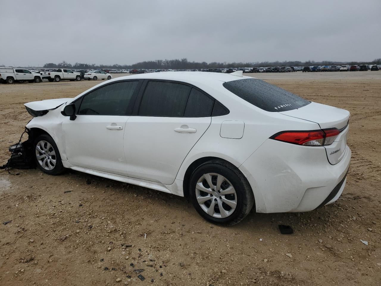 2022 TOYOTA COROLLA LE - Image 2
