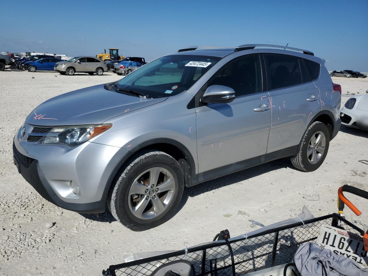 2015 TOYOTA RAV4 XLE