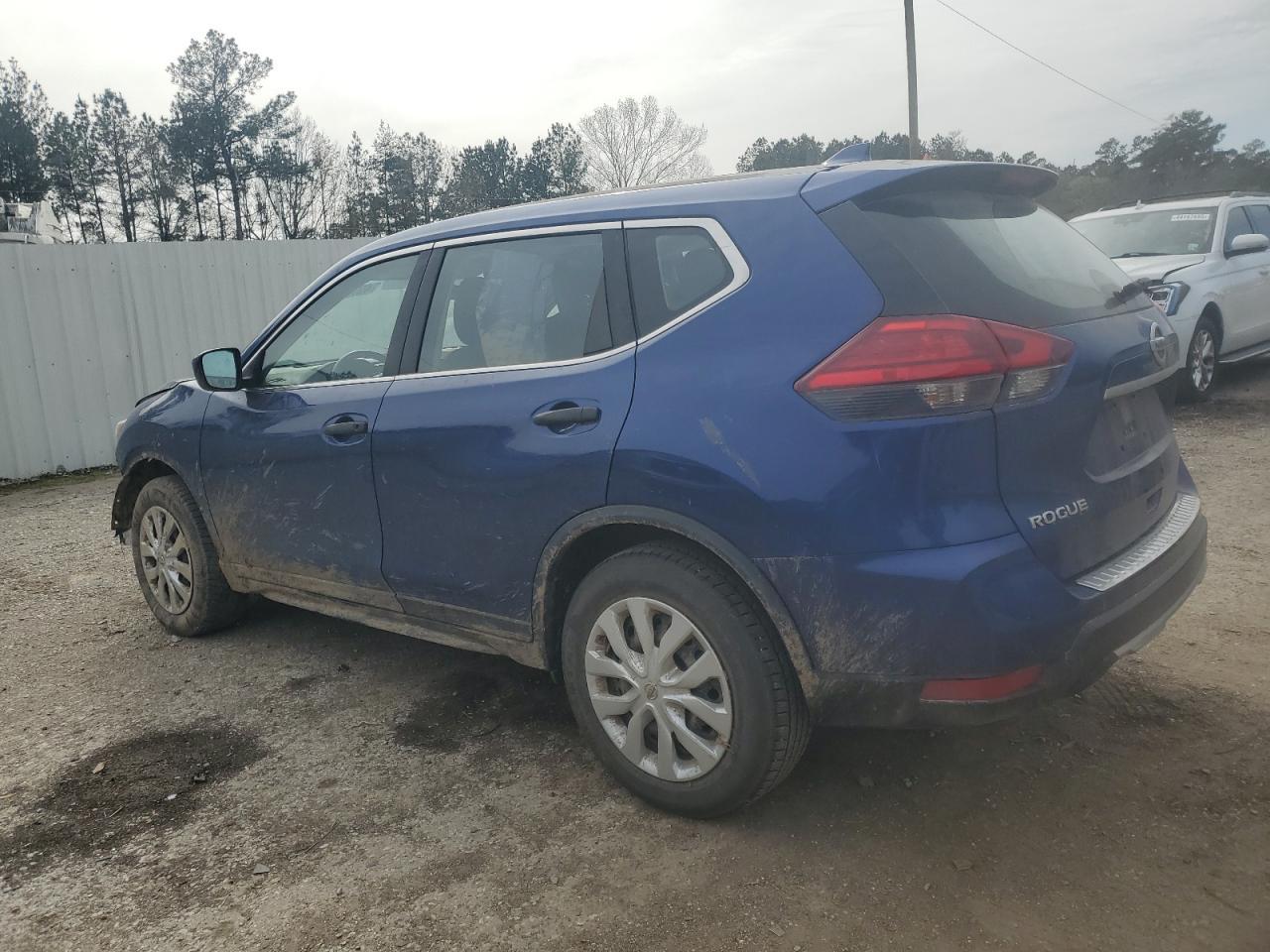 2017 NISSAN ROGUE S - Фото 2