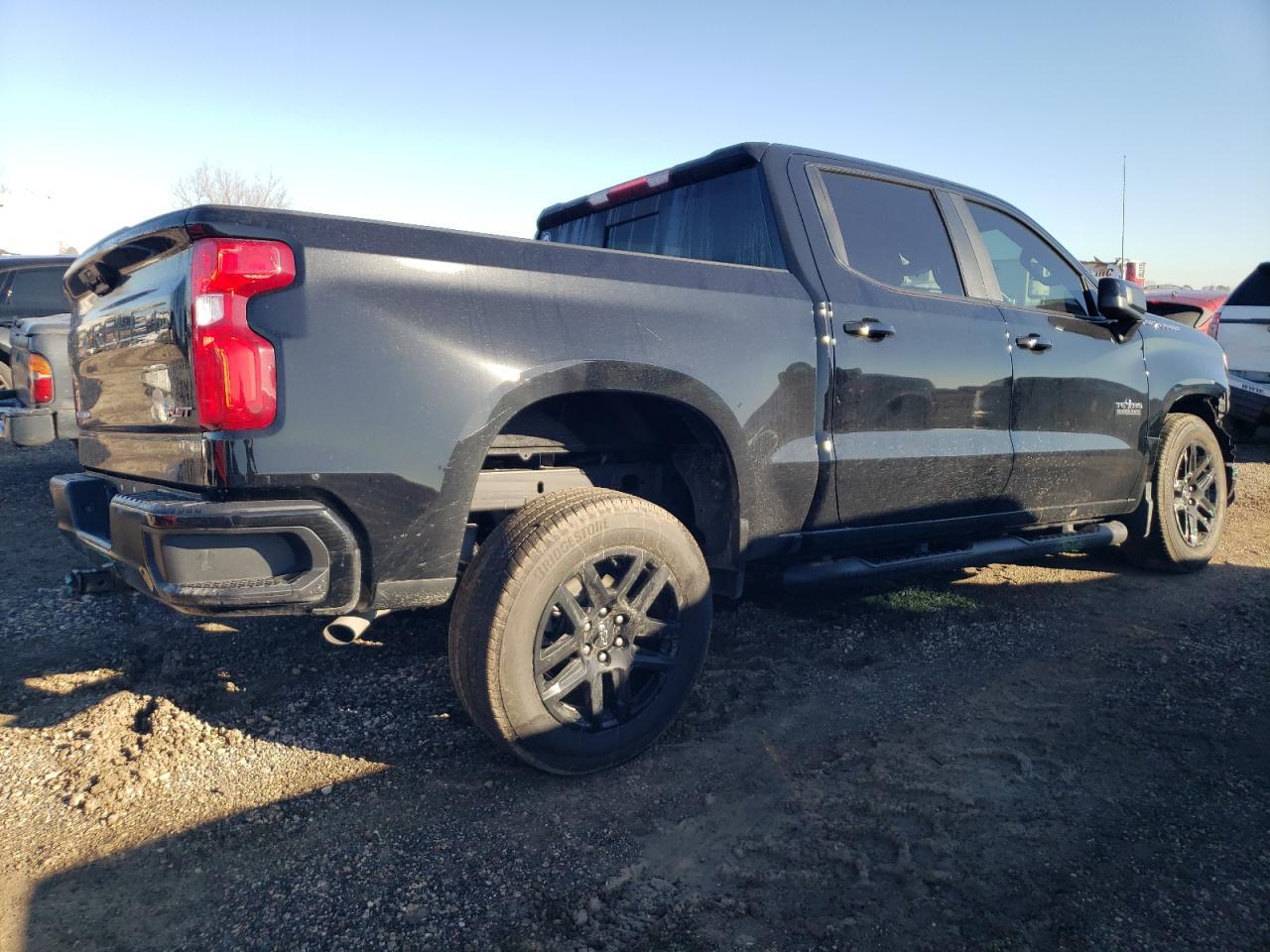 2024 CHEVROLET SILVERADO - Фото 3