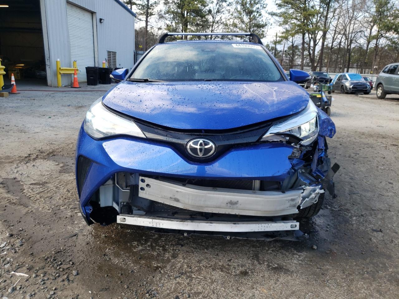2021 TOYOTA C-HR XLE - Фото 5