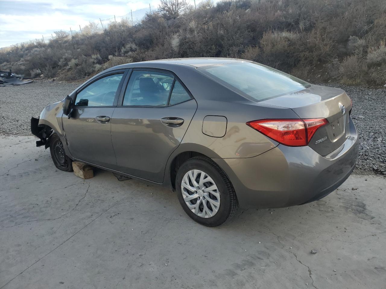 2018 TOYOTA COROLLA L - Image 2