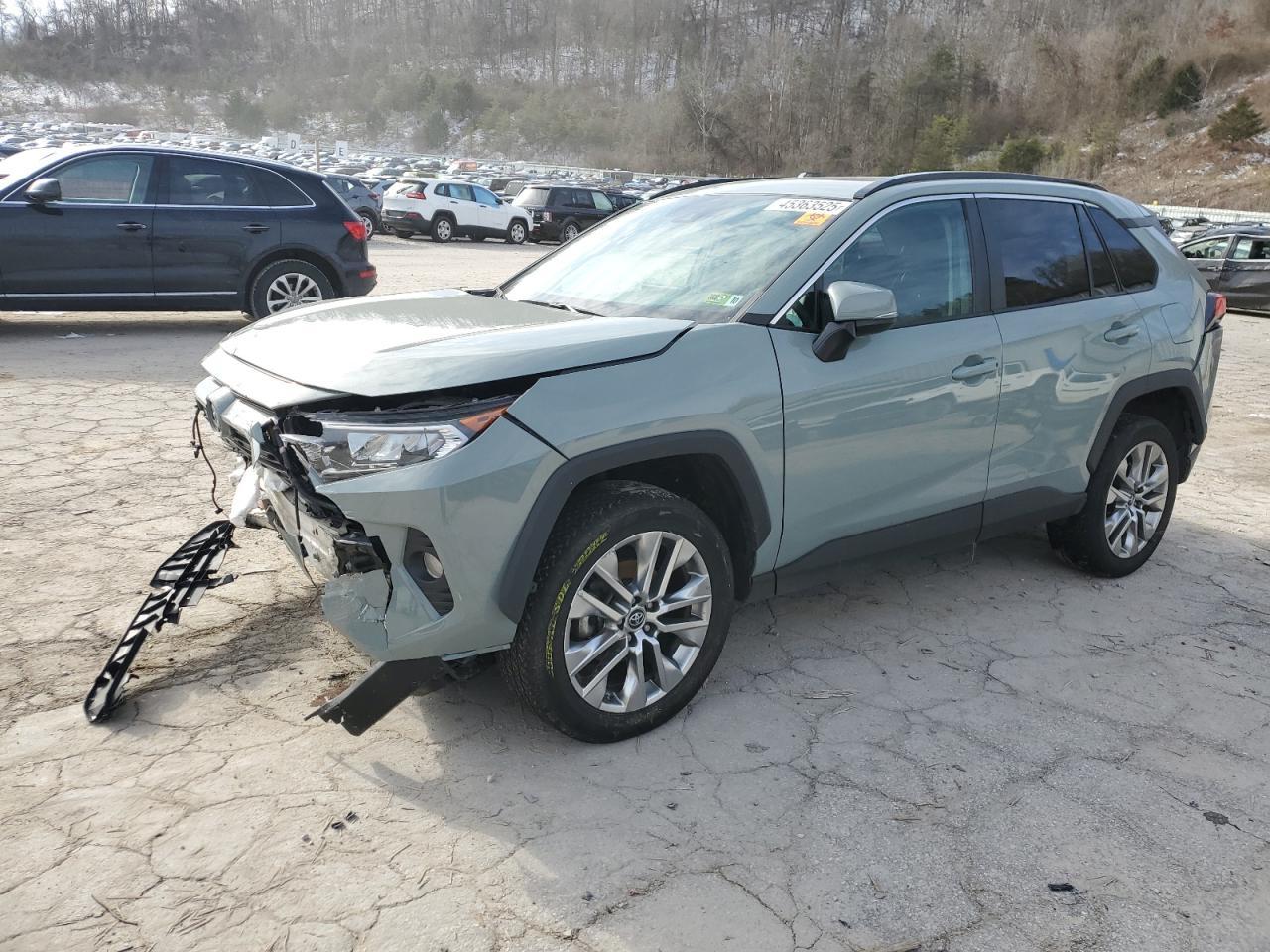 2019 TOYOTA RAV4 XLE P