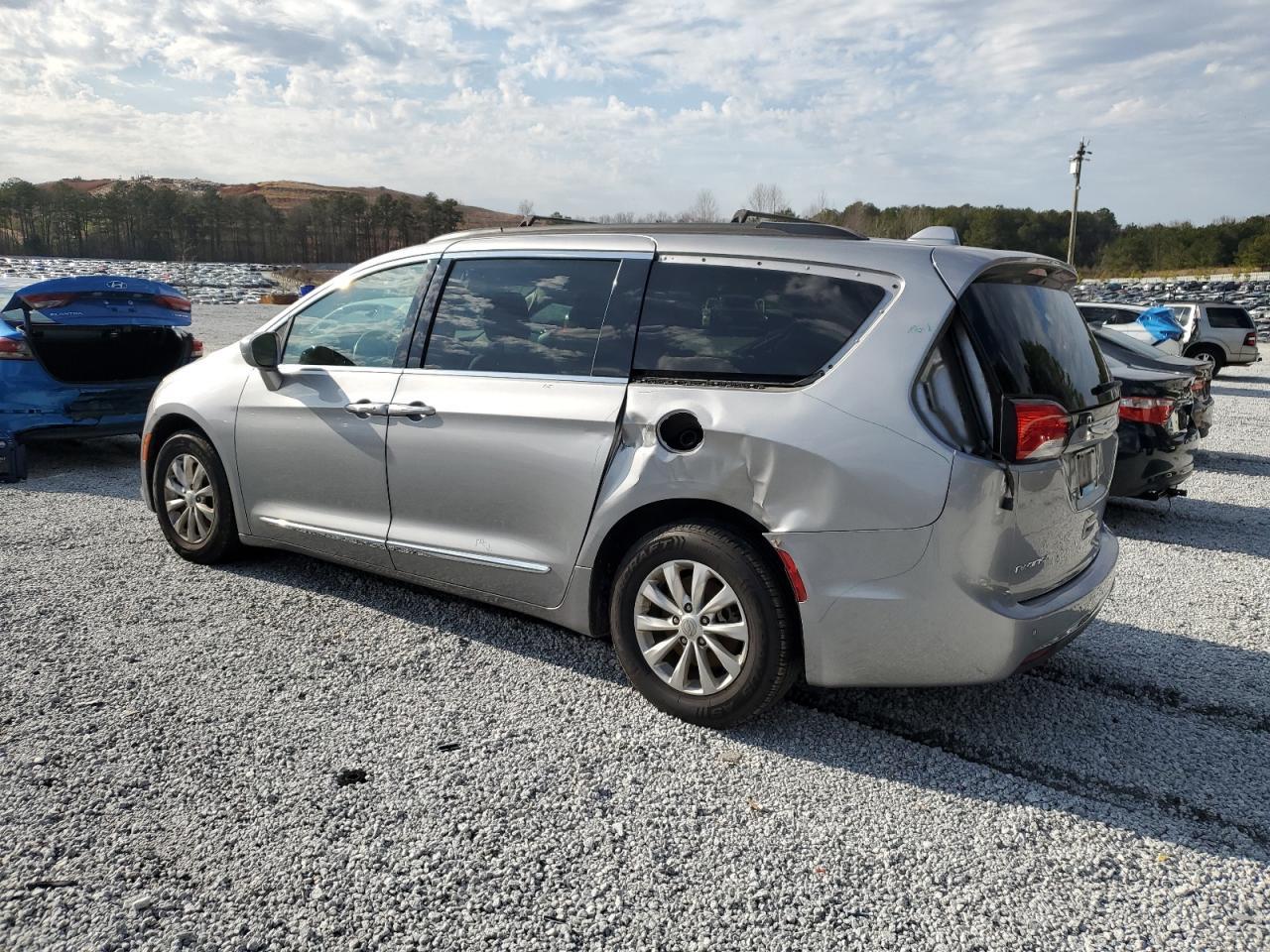 2017 CHRYSLER PACIFICA T - Фото 2