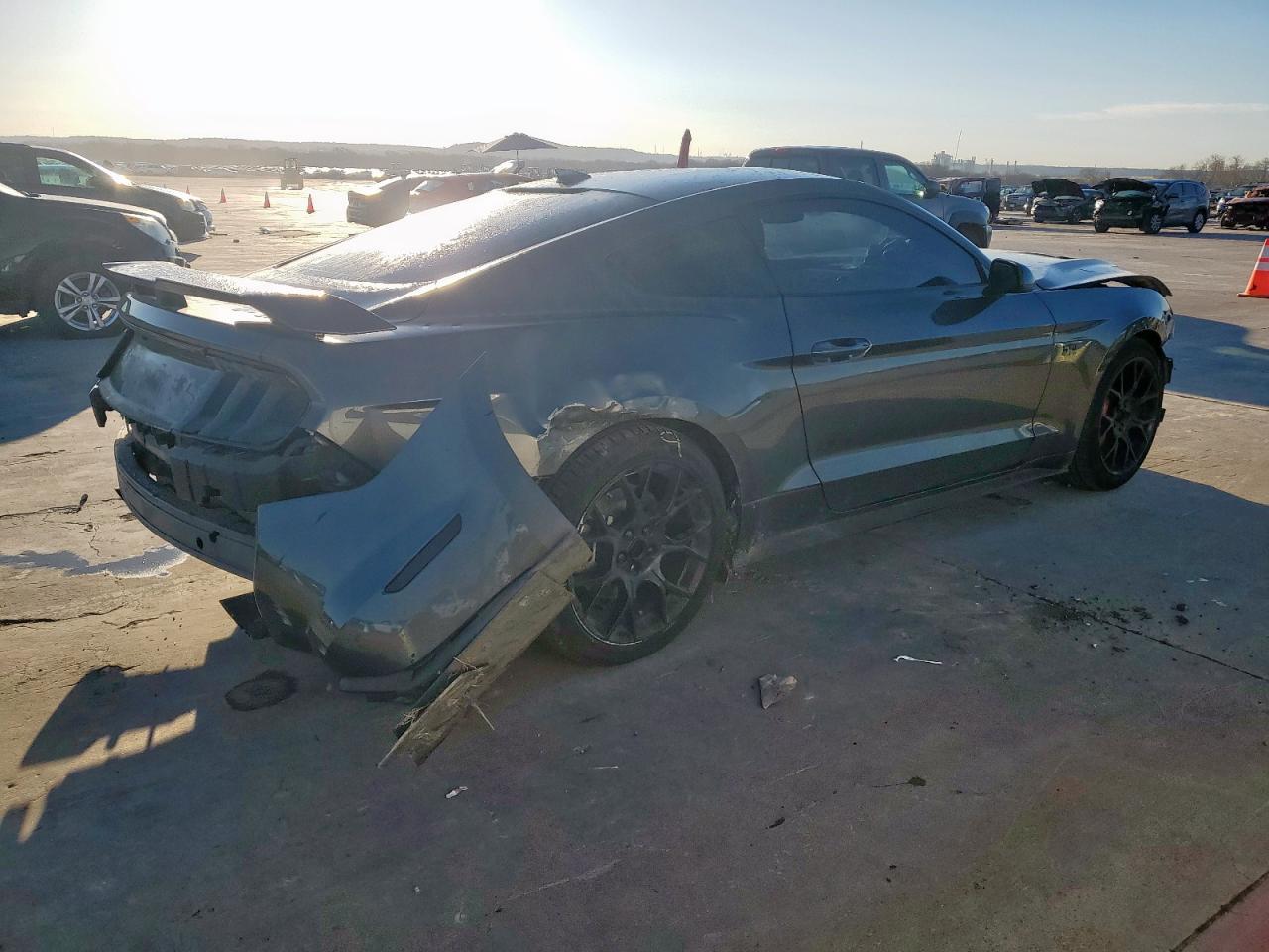 2018 FORD MUSTANG - Image 3