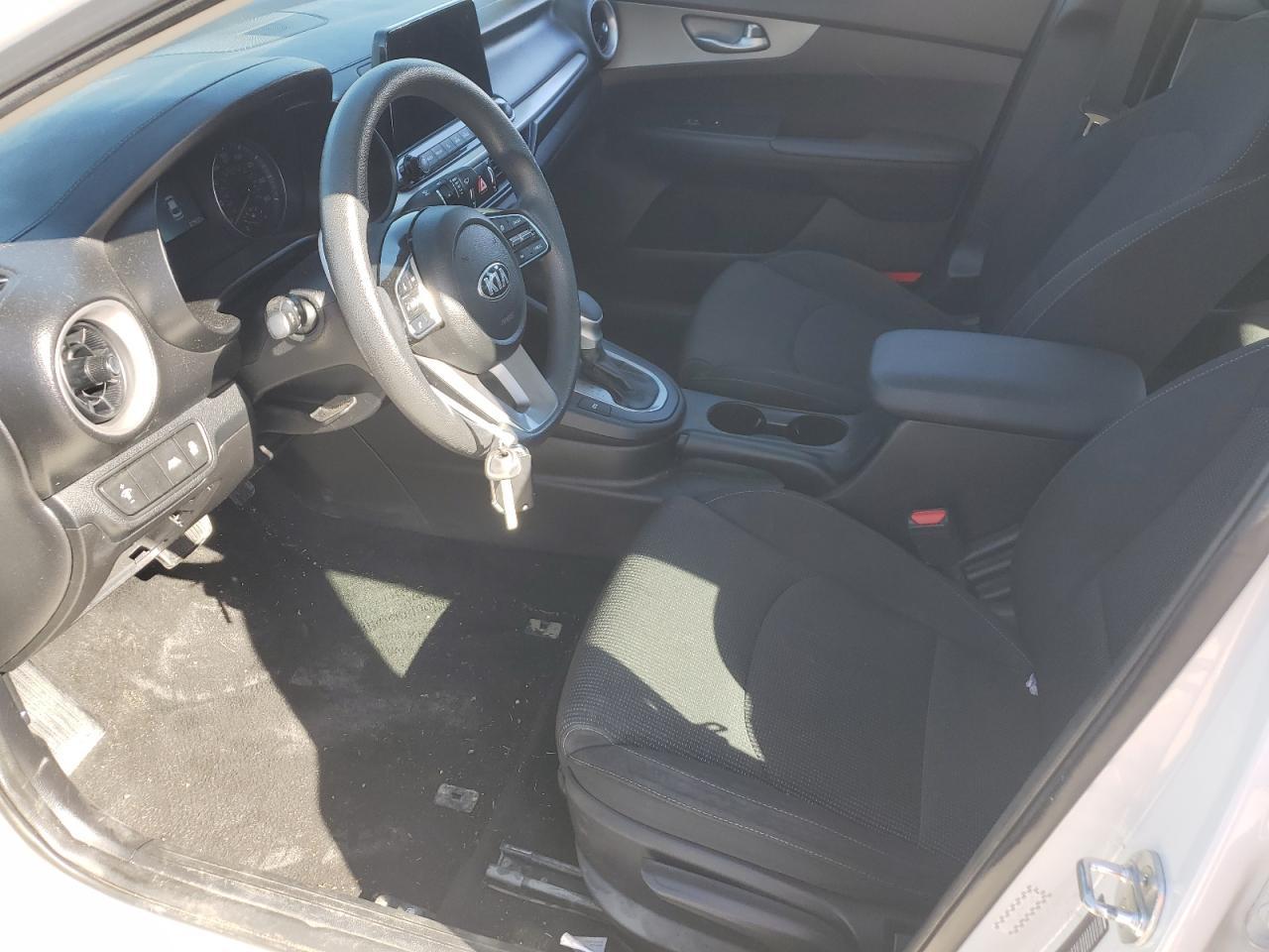 2021 KIA FORTE FE - Фото 7