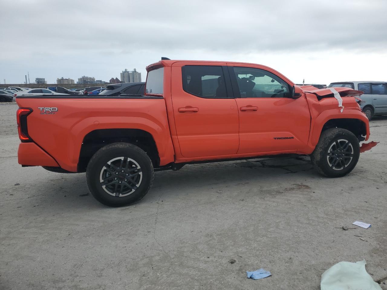 2024 TOYOTA TACOMA DOU - Фото 3