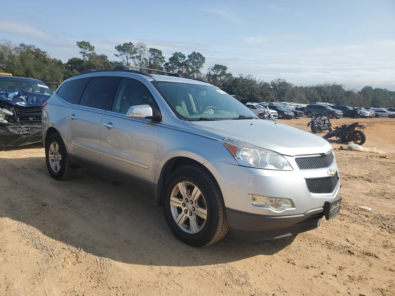 2012 CHEVROLET TRAVERSE L - Фото 4