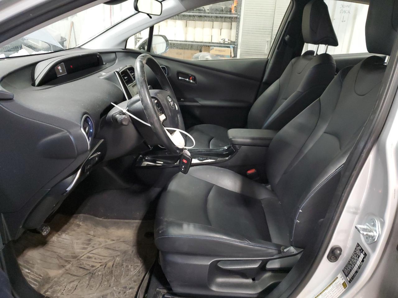 2016 TOYOTA PRIUS - Фото 7