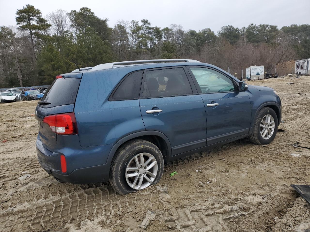 2014 KIA SORENTO LX - Фото 3