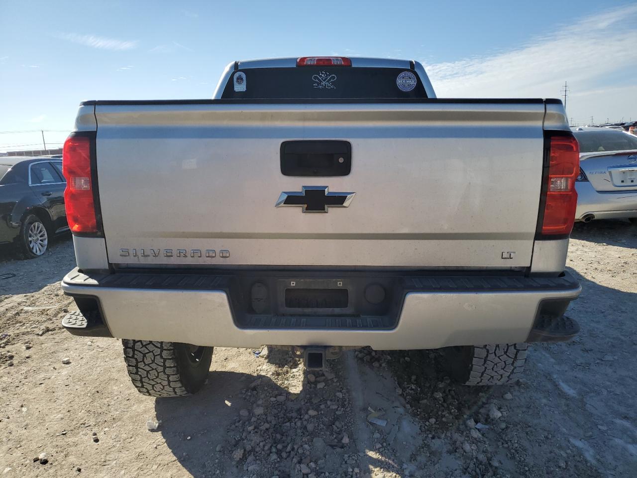 2017 CHEVROLET SILVERADO - Image 6