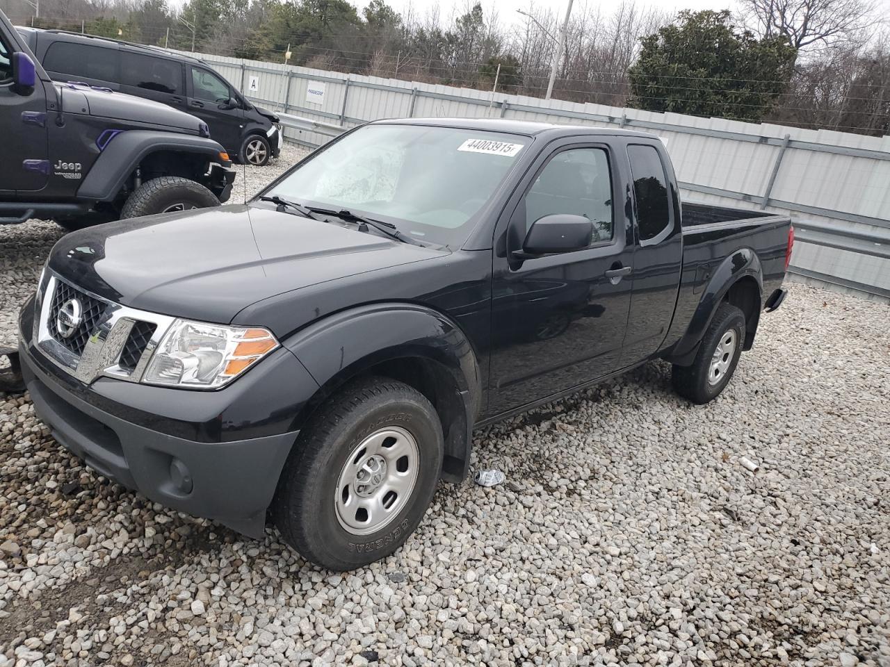 2019 NISSAN FRONTIER S