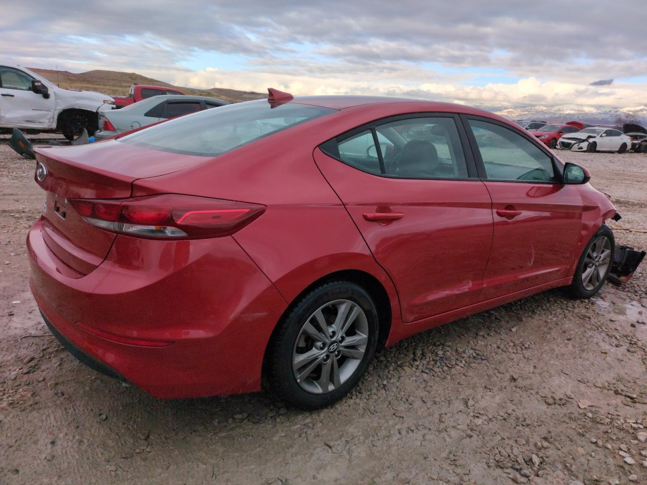 2018 HYUNDAI ELANTRA SE - Image 3