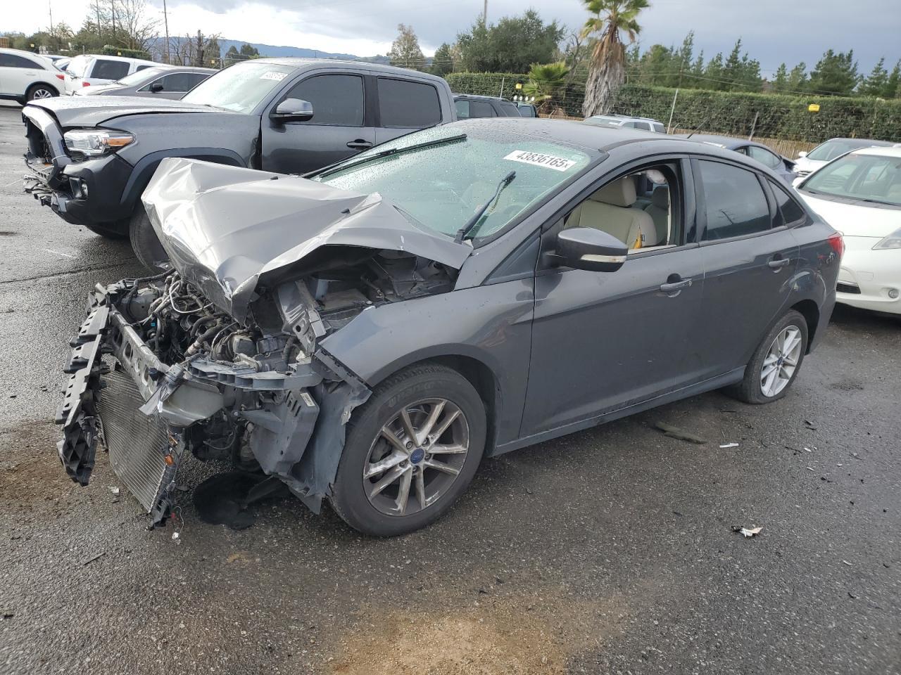 2016 FORD FOCUS SE car image