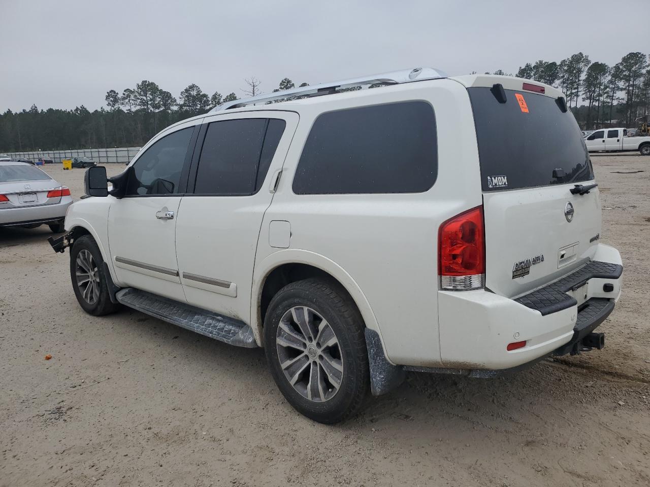 2015 NISSAN ARMADA SV - Фото 2