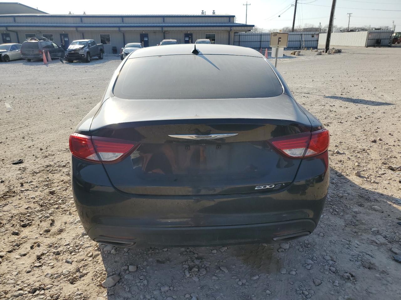 2015 CHRYSLER 200 S - Фото 6