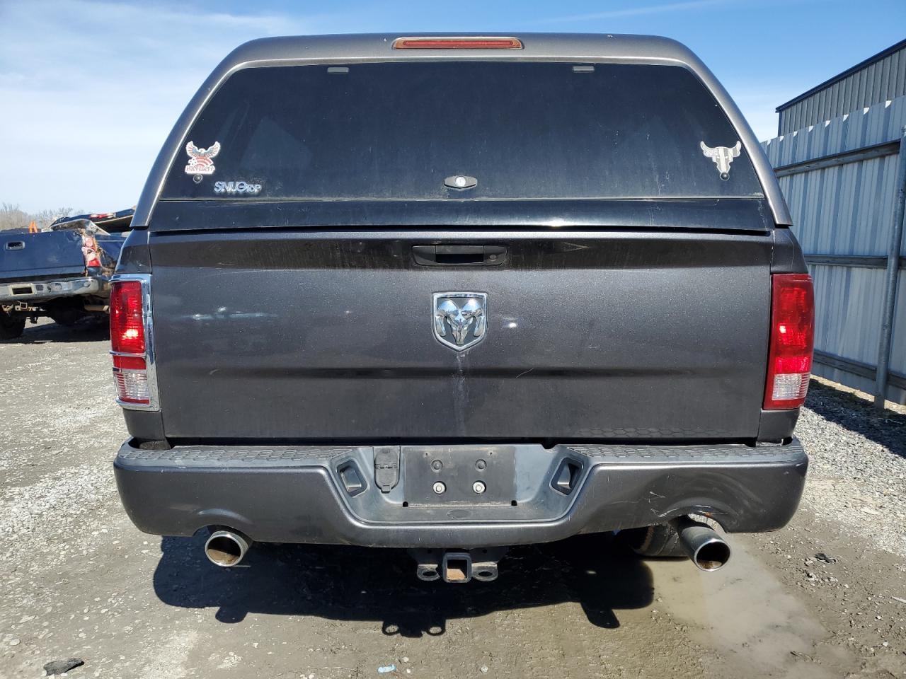 2014 RAM 1500 ST - Image 6