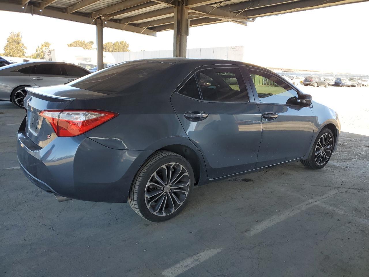 2015 TOYOTA COROLLA L - Image 3