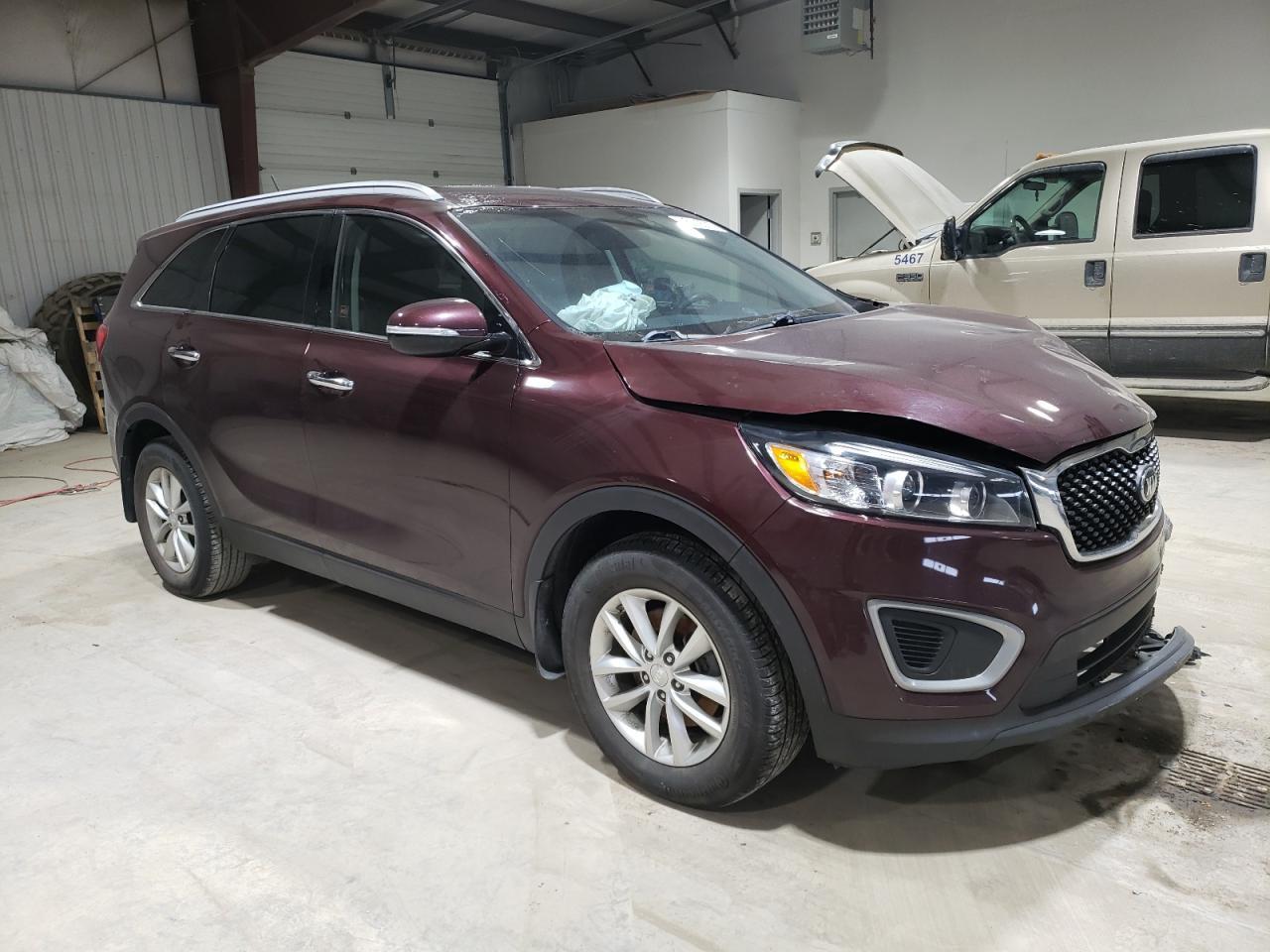 2017 KIA SORENTO LX - Фото 4
