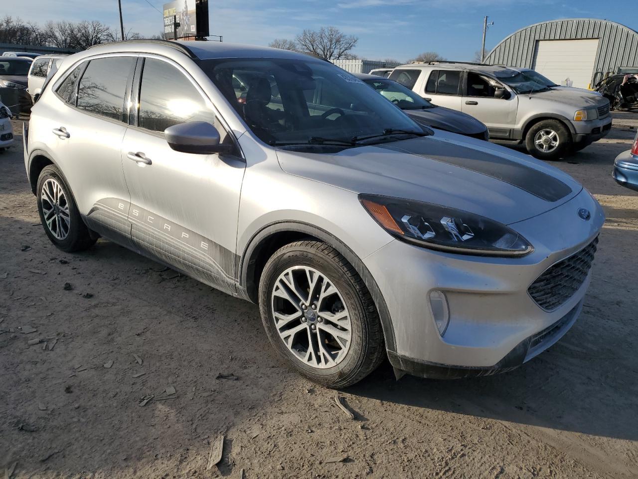 2020 FORD ESCAPE SEL - Image 4
