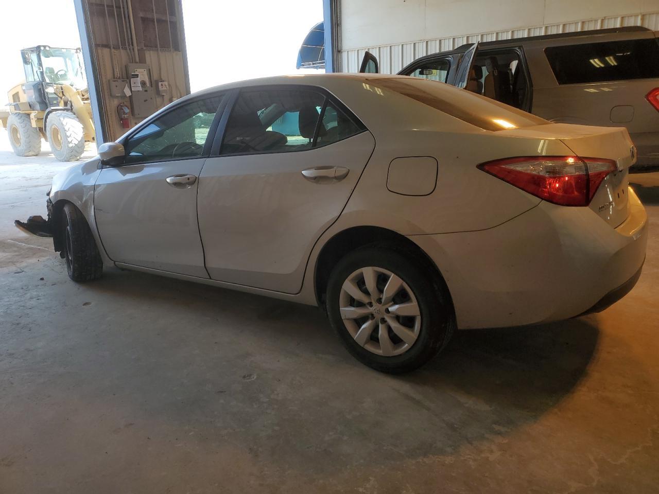 2015 TOYOTA COROLLA L - Image 2