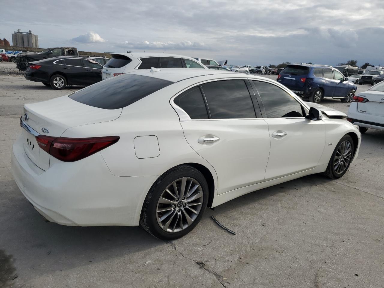 2019 INFINITI Q50 LUXE - Image 3