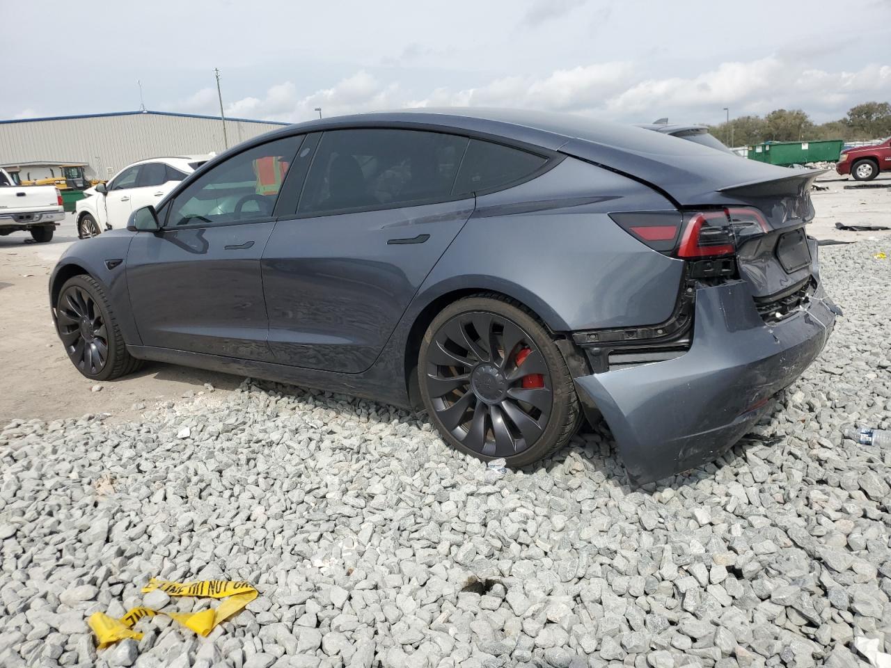 2023 TESLA MODEL 3 - Фото 2