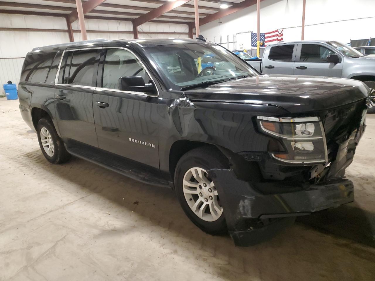 2017 CHEVROLET SUBURBAN K - Фото 4