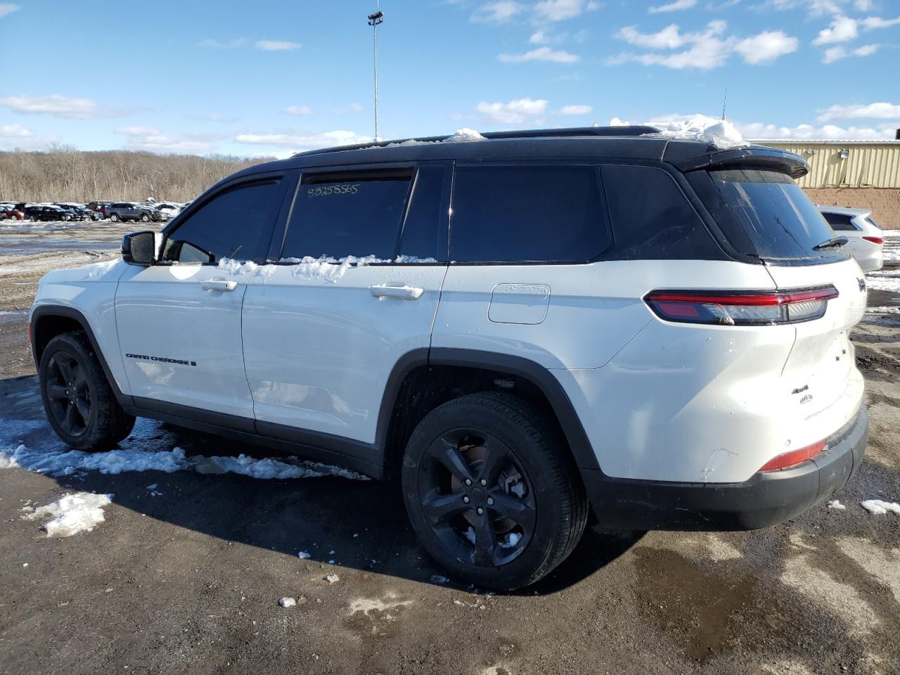 2024 JEEP GRAND CHER - Image 2