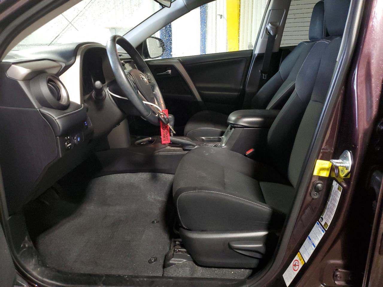 2017 TOYOTA RAV4 XLE - Image 7