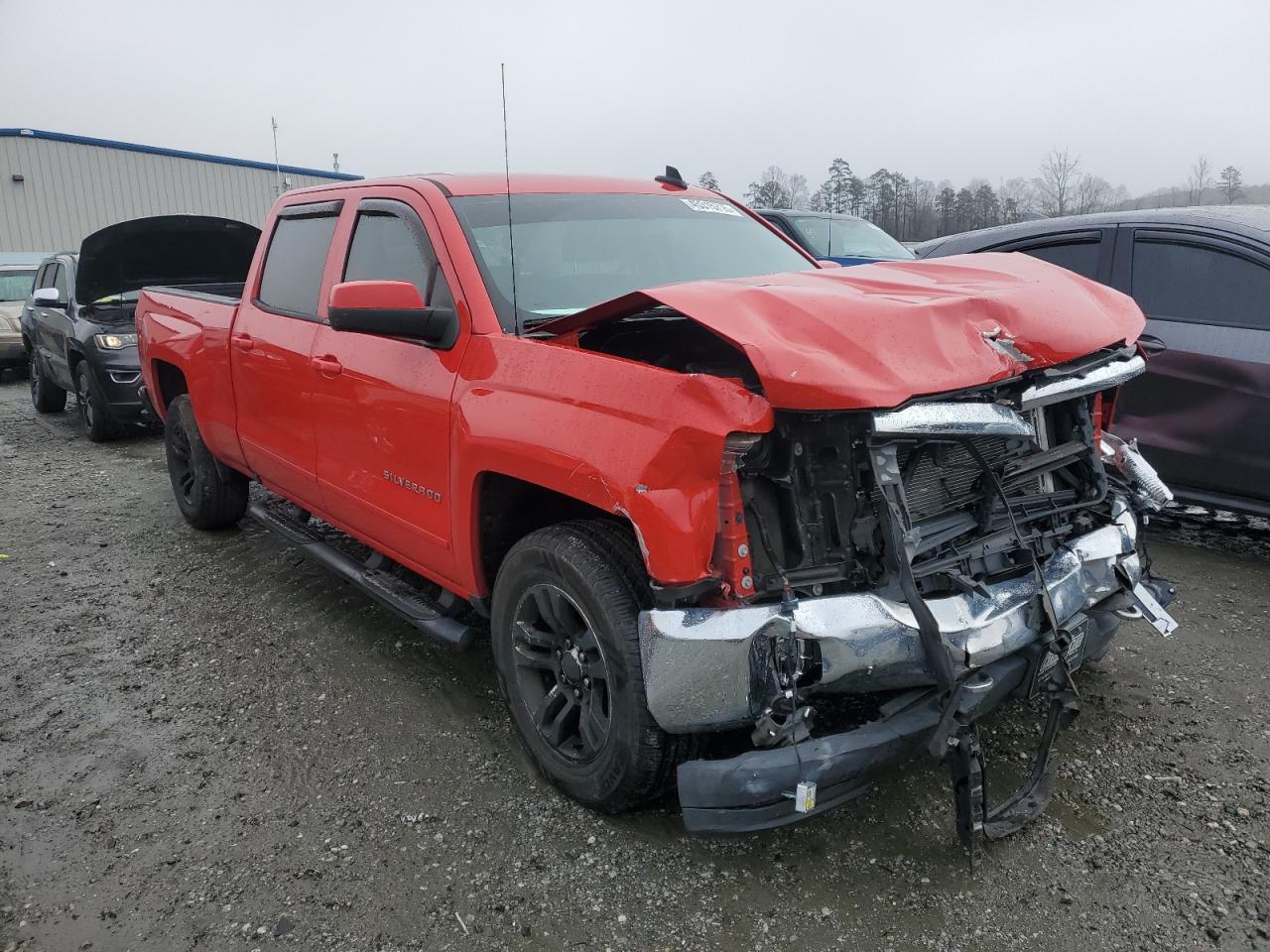 2017 CHEVROLET SILVERADO - Image 4