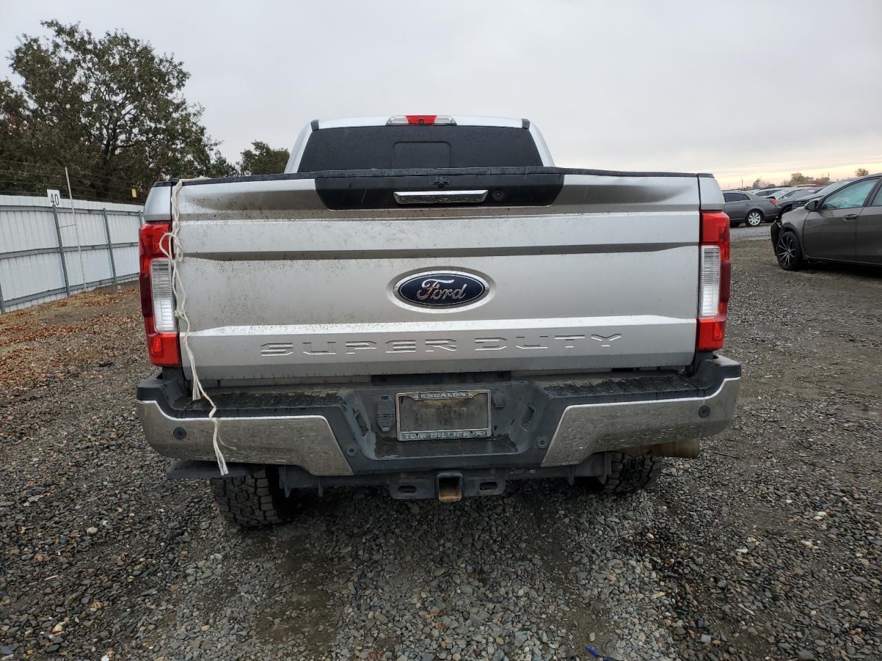 2017 FORD F250 SUPER - Image 6