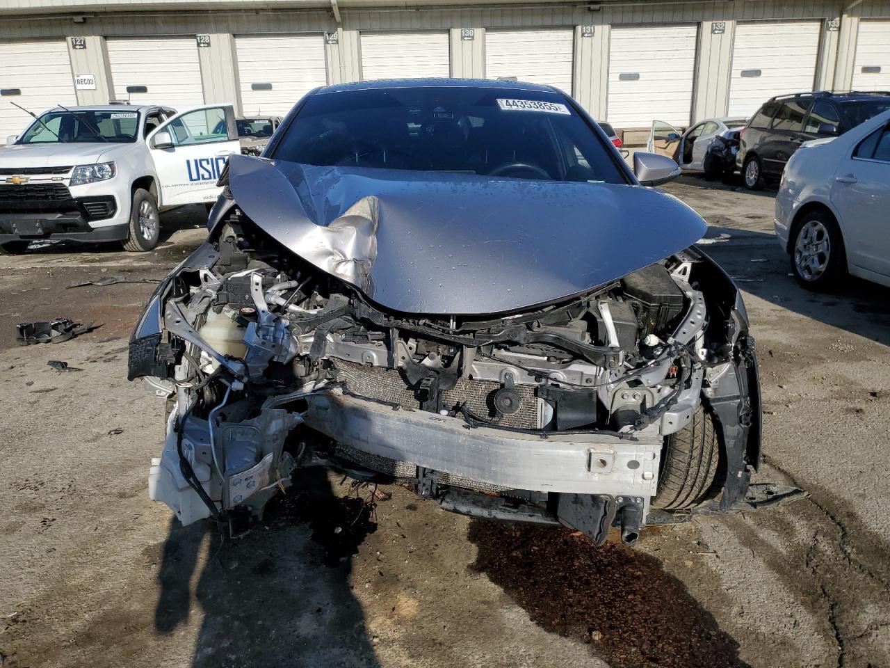 2018 TOYOTA C-HR XLE - Фото 5