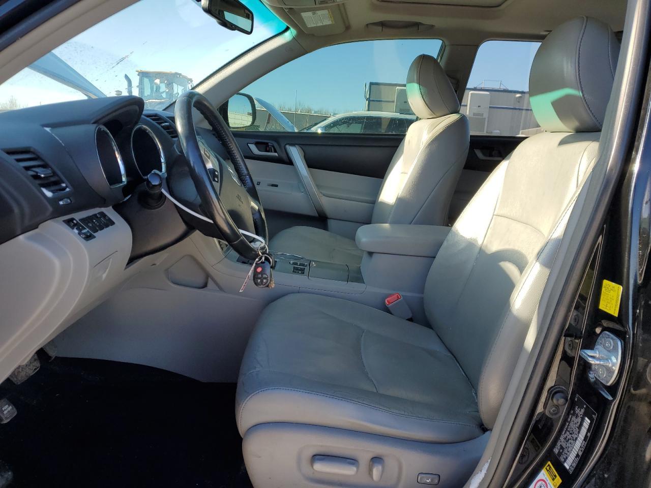 2011 TOYOTA HIGHLANDER - Image 7