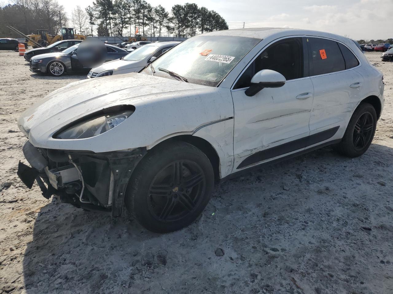 2015 PORSCHE MACAN S