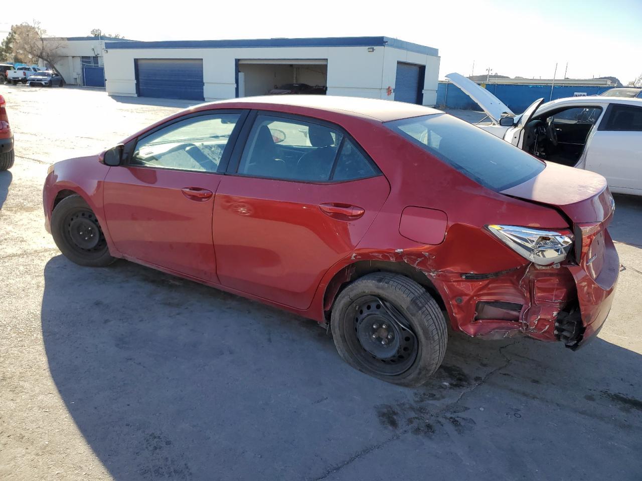 2018 TOYOTA COROLLA L - Фото 2