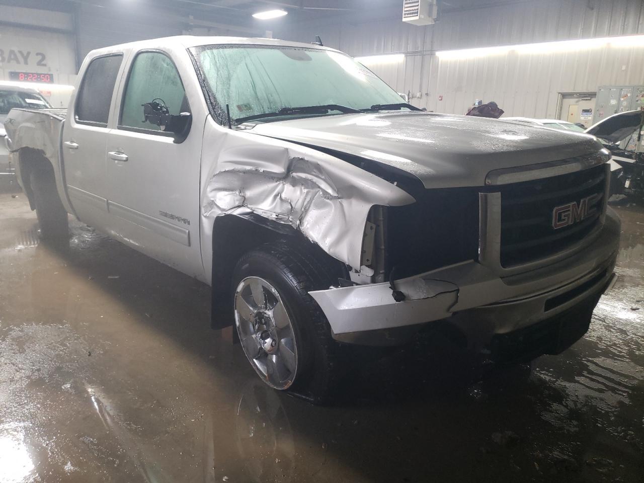 2011 GMC SIERRA K15 - Image 4