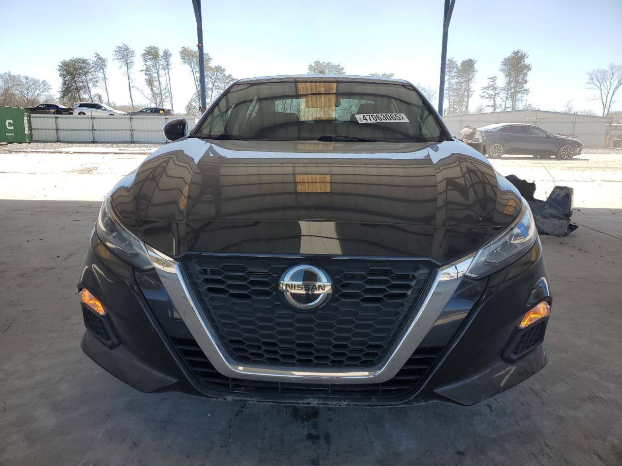 2022 NISSAN ALTIMA SV - Image 5