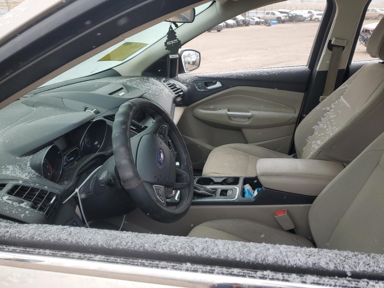 2017 FORD ESCAPE SE - Фото 7