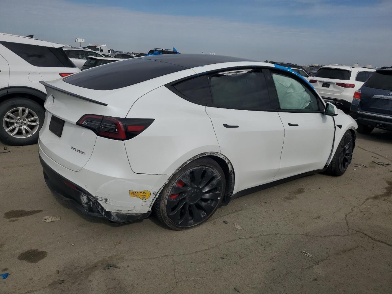 2022 TESLA MODEL Y - Image 3