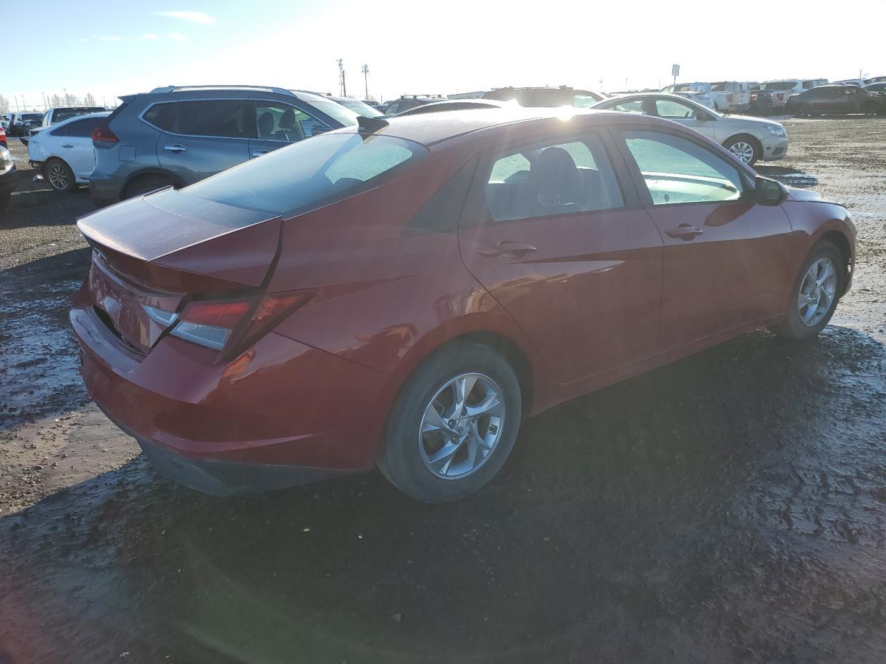 2022 HYUNDAI ELANTRA SE - Image 3