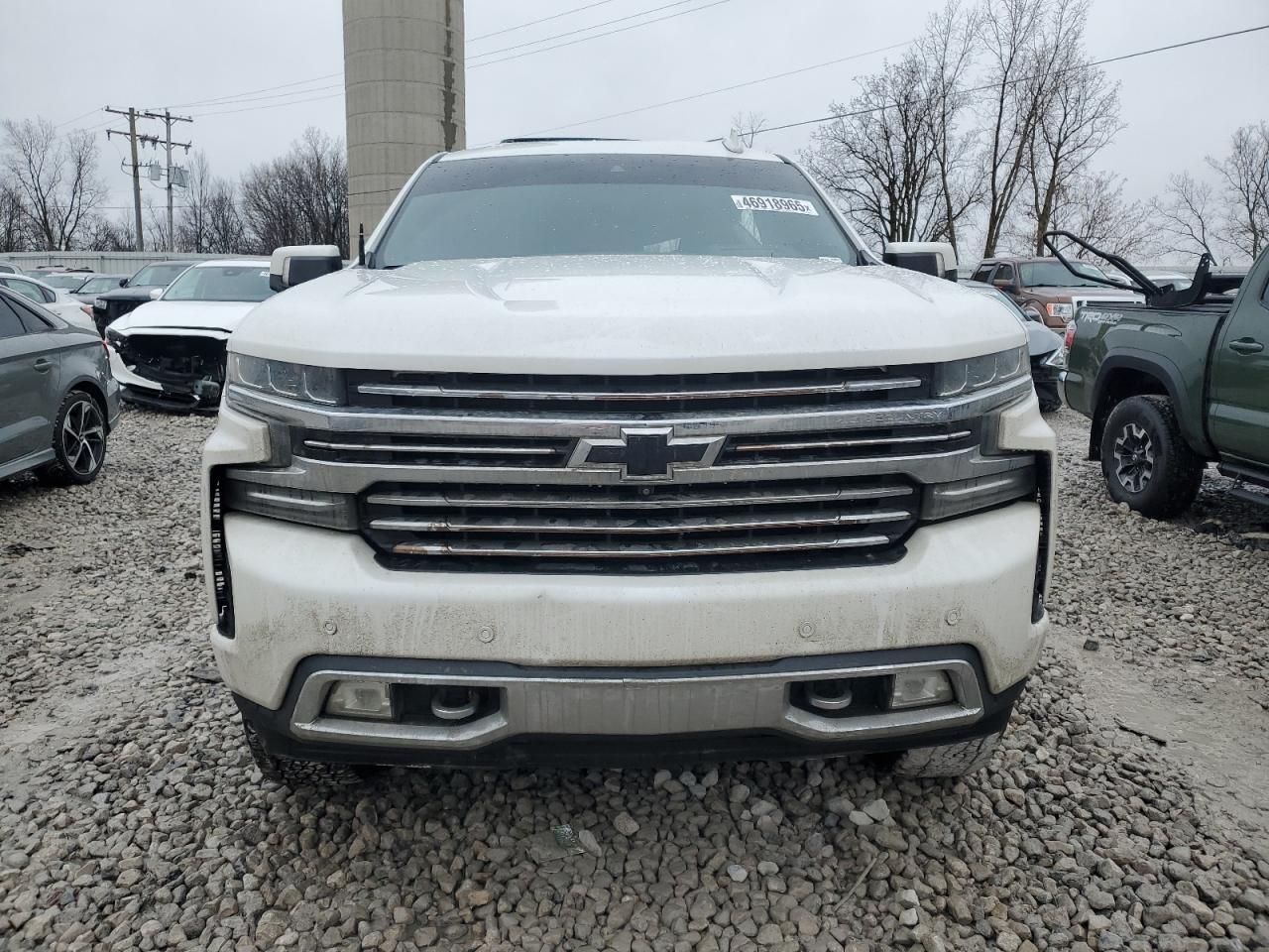 2019 CHEVROLET SILVERADO - Фото 5