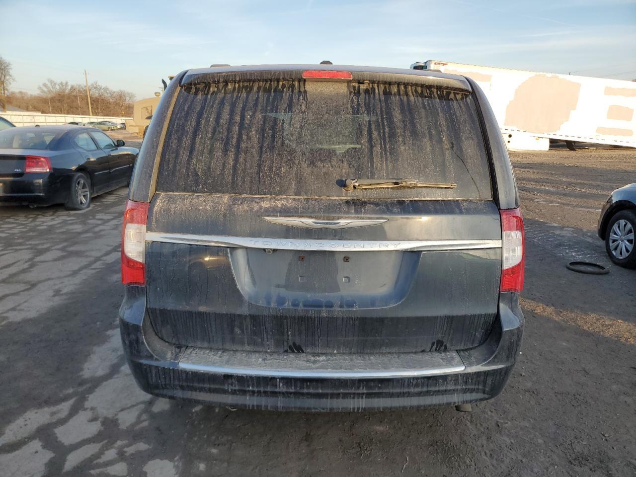 2014 CHRYSLER TOWN & COU - Фото 6