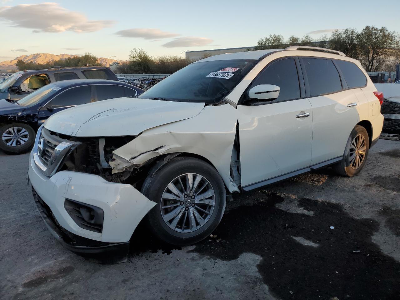 2017 NISSAN PATHFINDER