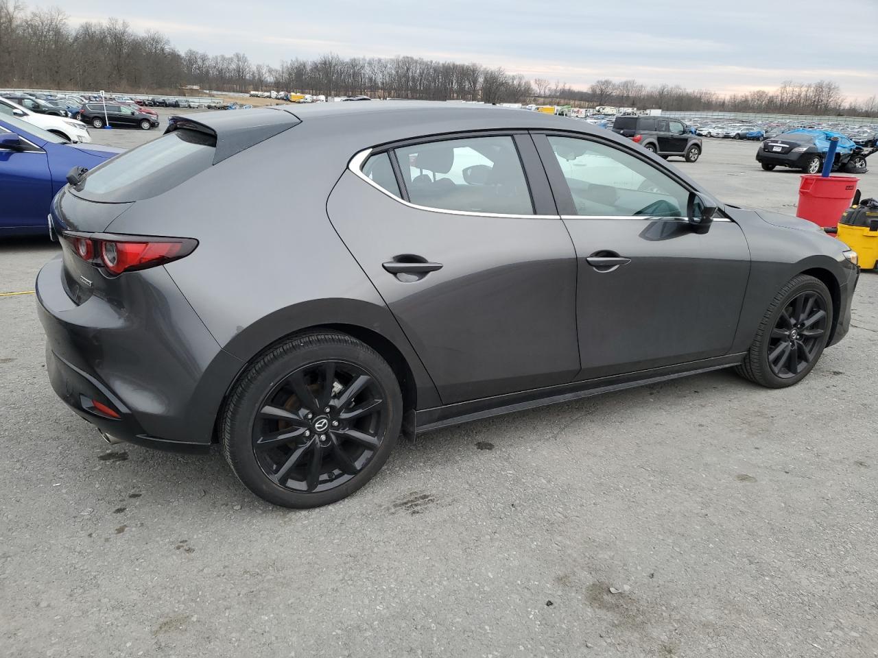 2024 MAZDA 3 SELECT S - Image 3